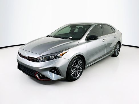 Used 2022 Kia Forte GT-Line FWD image 3