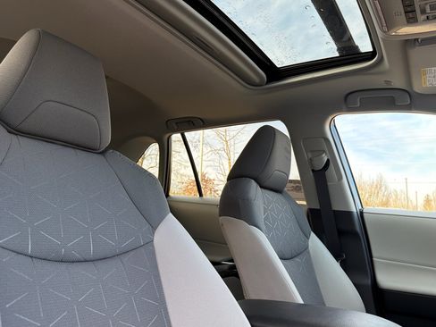 New 2025 Toyota RAV4 XLE w/ Convenience Package image 15