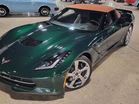 Used 2014 Chevrolet Corvette Stingray Convertible w/ 3LT Preferred Equipment Group RWD image 22