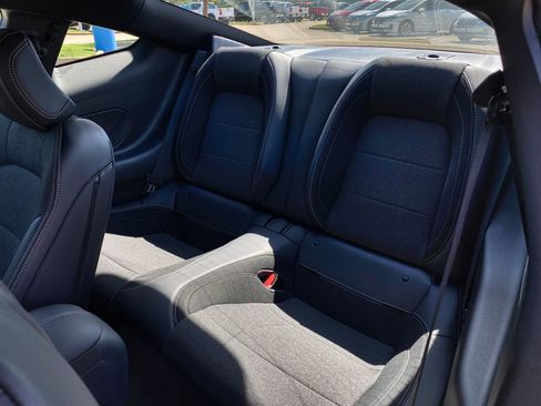 Used 2025 Ford Mustang Coupe RWD image 27