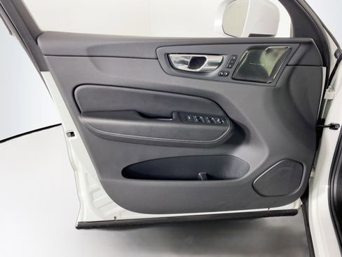 Used 2021 Volvo XC60 T5 Inscription w/ Protection Package Premier image 13