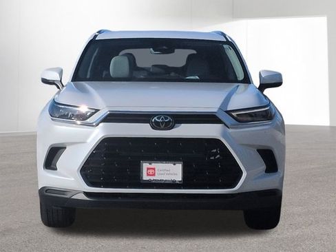 Certified 2026 Toyota Grand Highlander XLE image 2