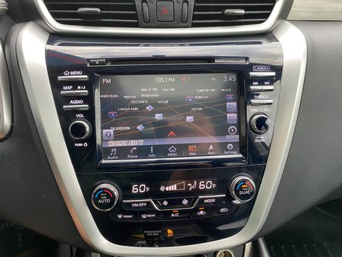 Used 2017 Nissan Murano Platinum w/ Platinum Technology Package AWD/4WD image 20