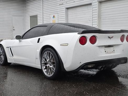Used 2011 Chevrolet Corvette Grand Sport w/ Preferred Equipment Group image 44
