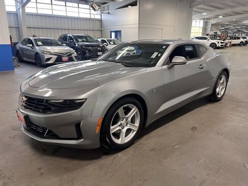 Used 2023 Chevrolet Camaro LT image 7
