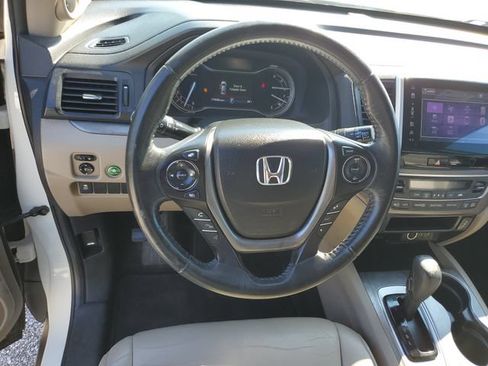 Used 2017 Honda Pilot EX-L image 11