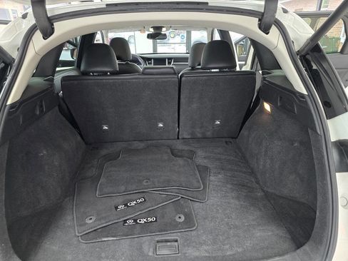 Used 2021 INFINITI QX50 Luxe w/ Cargo Package image 23