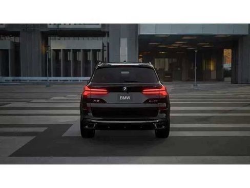 New 2026 BMW X5 sDrive40i w/ M Sport Package RWD image 5