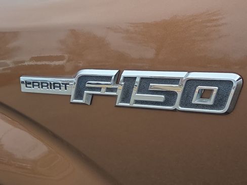 Used 2012 Ford F150 Lariat w/ Lariat Chrome Pkg image 9