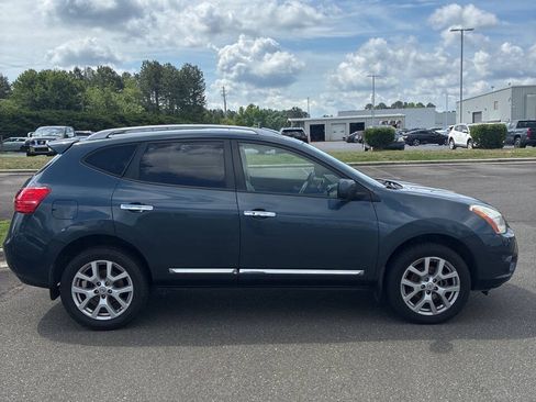 Used 2013 Nissan Rogue SL FWD image 4
