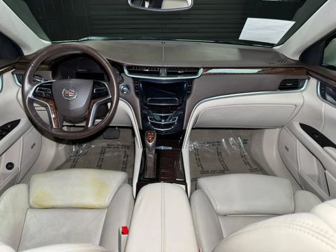 Used 2013 Cadillac XTS Luxury image 17