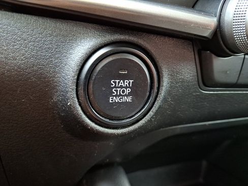 Used 2025 MAZDA MAZDA3 s image 22