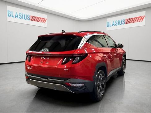 Used 2023 Hyundai Tucson Limited AWD/4WD image 3