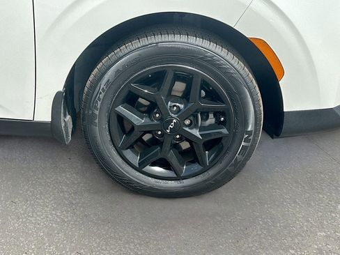 Certified 2022 Kia Soul LX w/ Technology Package FWD image 28