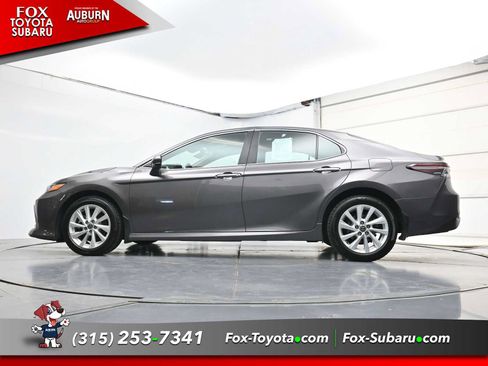 Used 2023 Toyota Camry LE AWD/4WD image 27