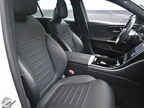 Used 2022 Mercedes-Benz C 300 Sedan image 31
