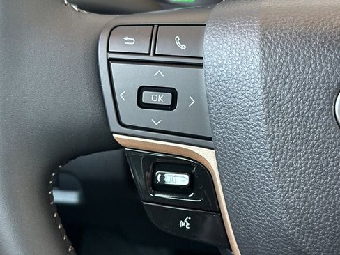 New 2026 Toyota Crown Limited image 27