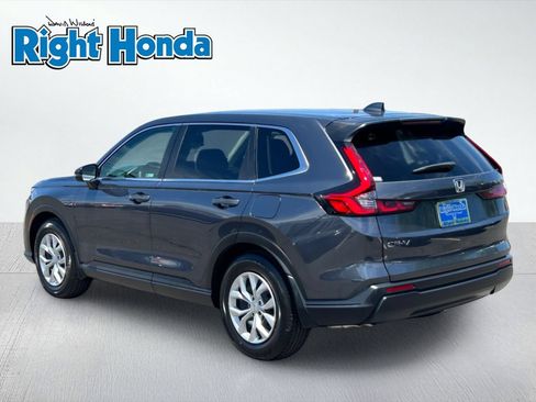 Used 2026 Honda CR-V LX image 5