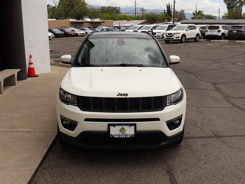 Used 2019 Jeep Compass Latitude FWD image 15