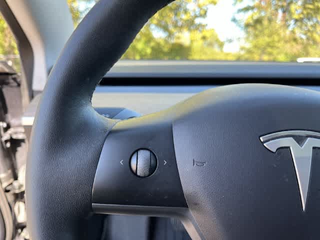Used 2022 Tesla Model 3 Long Range AWD/4WD image 21