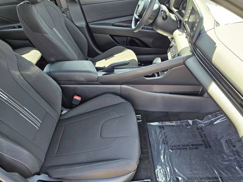 Certified 2026 Hyundai Elantra Sport FWD image 13