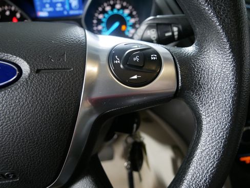 Used 2015 Ford Escape SE FWD image 28