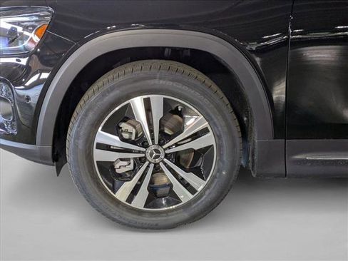 New 2025 Mercedes-Benz GLB 250 GLB 250 image 10