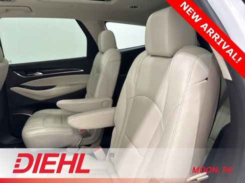 Used 2023 Buick Enclave Essence w/ Experience Buick Package image 19