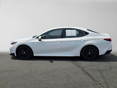 Used 2026 Toyota Camry SE FWD image 6