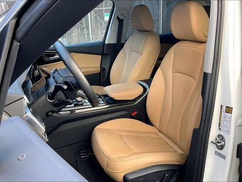 Certified 2023 Audi Q7 2.0T Premium w/ Convenience Package image 25