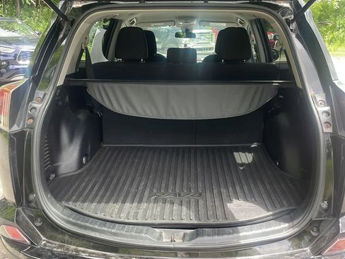 Used 2018 Toyota RAV4 LE w/ All Weather Liner Package AWD/4WD image 9