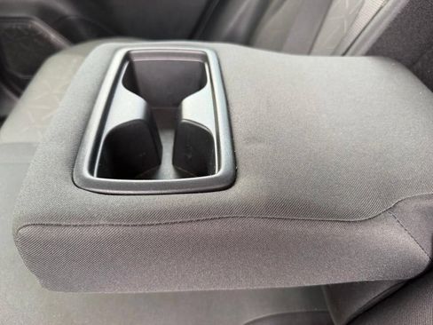Used 2024 Toyota RAV4 XLE FWD image 16