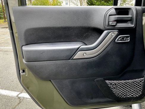 Used 2015 Jeep Wrangler Unlimited Sport w/ Quick Order Package 24S image 24