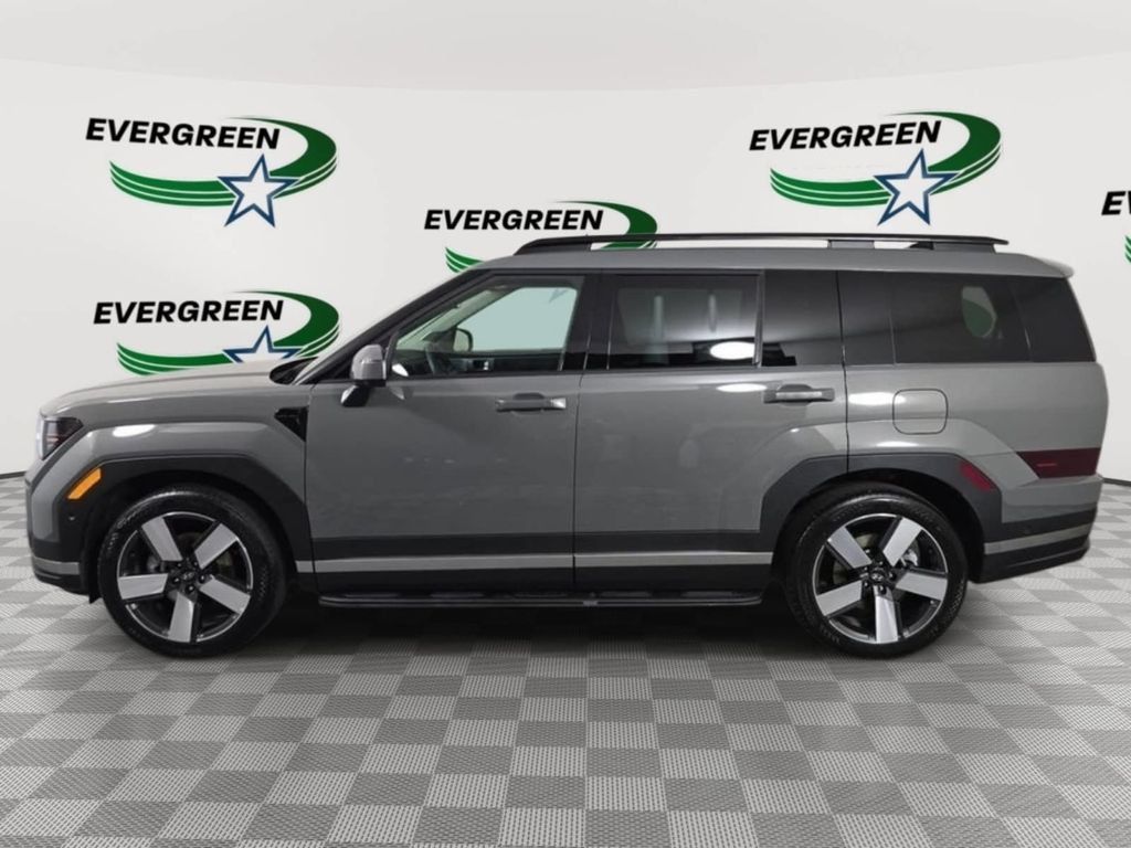 Used 2026 Hyundai Santa Fe Limited AWD/4WD image 2