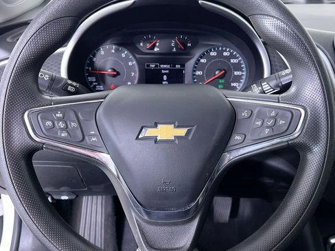 Used 2023 Chevrolet Malibu LT image 16