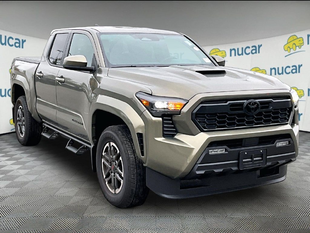 Used 2026 Toyota Tacoma TRD Sport AWD/4WD image 1