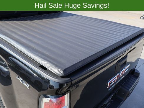 Used 2022 GMC Canyon Elevation w/ Elevation Premium Package AWD/4WD image 11