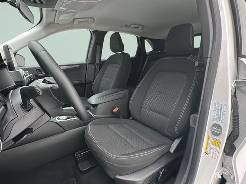 Used 2023 Ford Escape Active AWD/4WD image 13