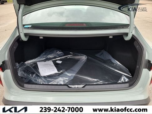New 2026 Kia K4 FWD image 10