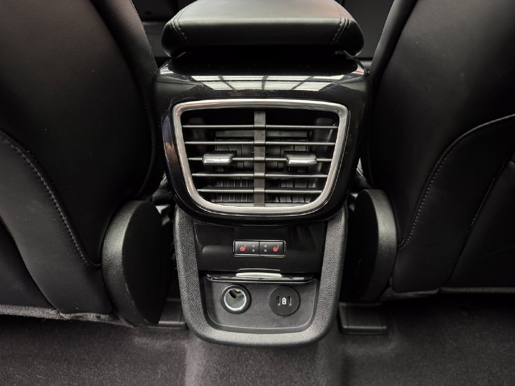 Used 2023 Lincoln Nautilus Reserve AWD/4WD image 14