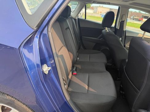 Used 2013 MAZDA MAZDA3 i Touring FWD image 13