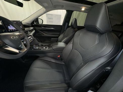 Certified 2025 INFINITI QX60 Pure image 13