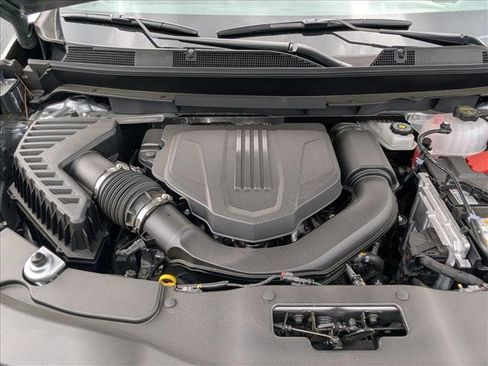 New 2026 Chevrolet Traverse Z71 w/ Enhanced Driving Package AWD/4WD image 17