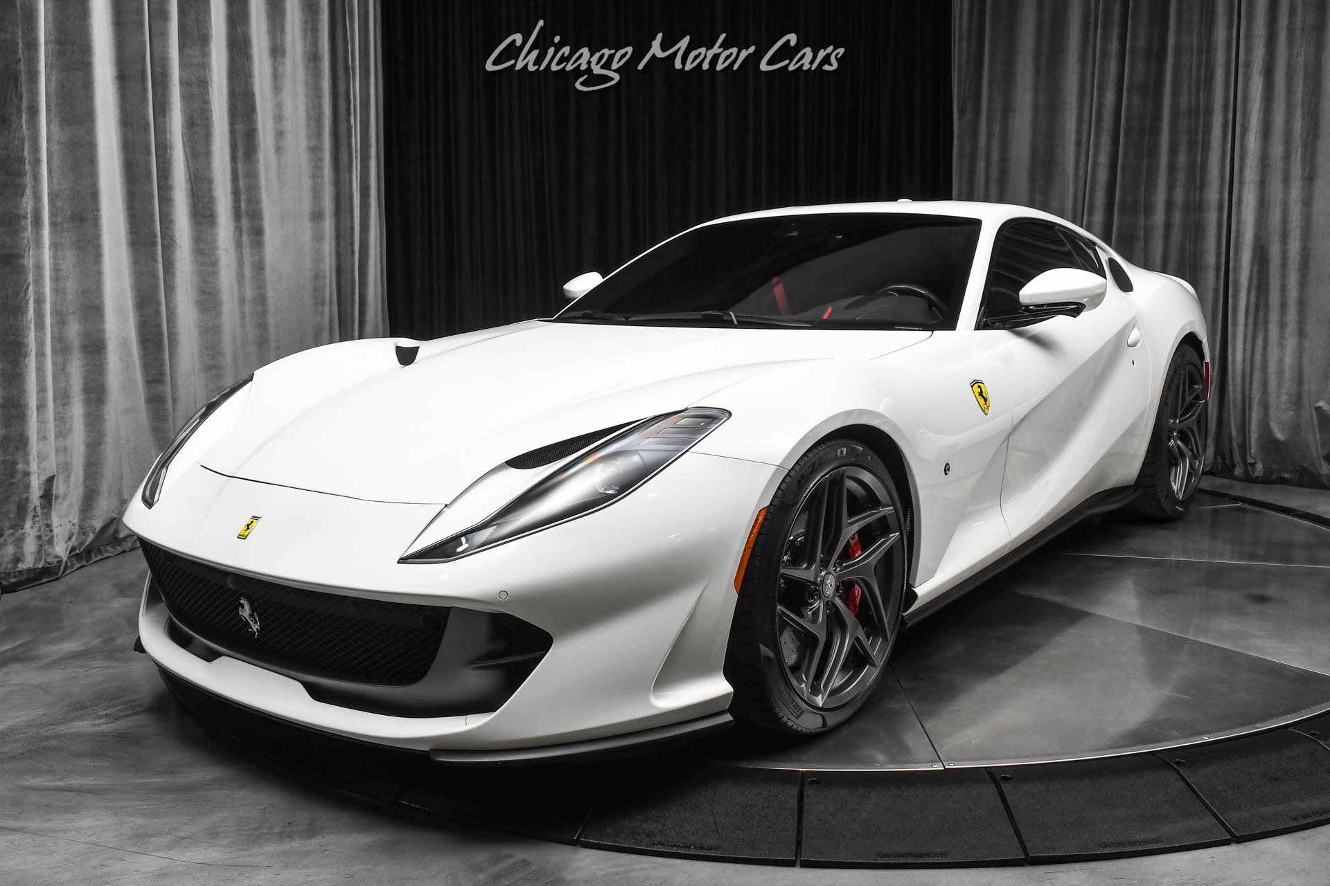 Used 2020 Ferrari 812 Superfast RWD image 33