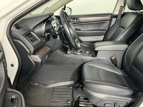 Used 2019 Subaru Outback 2.5i Limited w/ Popular Package #2 image 25