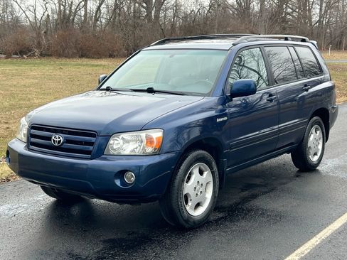 Used 2004 Toyota Highlander Limited image 1