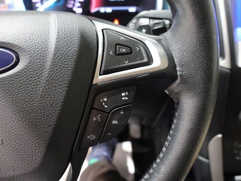 Used 2019 Ford Edge SEL w/ Equipment Group 201A AWD/4WD image 40