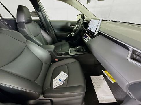 New 2026 Toyota Corolla Cross XLE image 26