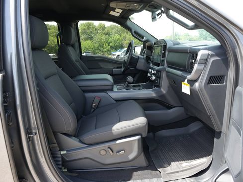 New 2026 Ford F150 XLT w/ Equipment Group 302A MID AWD/4WD image 23