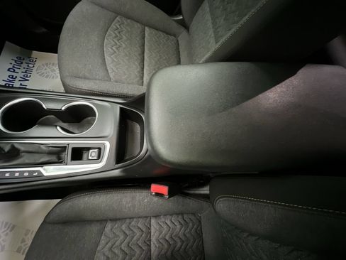 Used 2022 Chevrolet Equinox LT FWD image 25